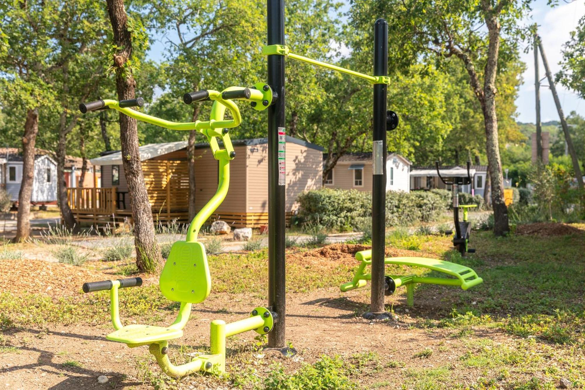 Camping Domaine De Chaussy Lagorce (Ardeche) Exterior foto