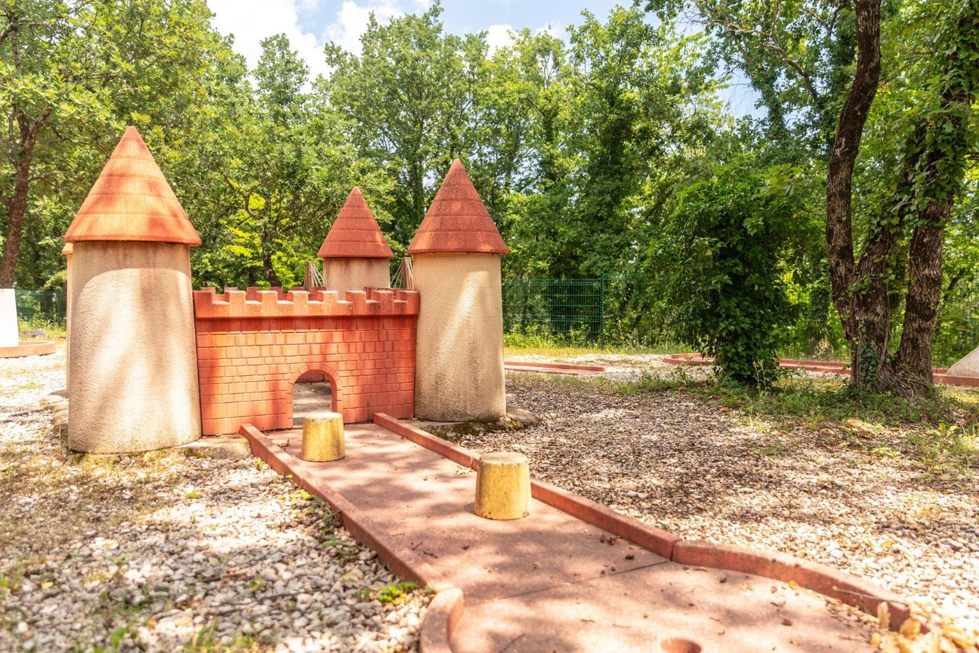 Camping Domaine De Chaussy Lagorce (Ardeche) Exterior foto
