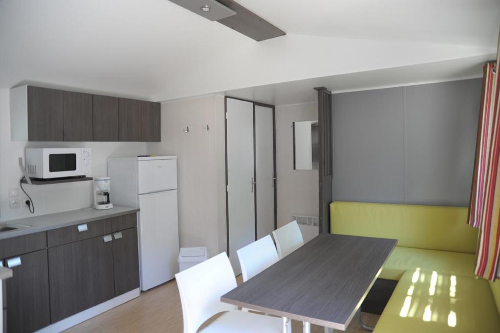 Camping Domaine De Chaussy Lagorce (Ardeche) Quarto foto