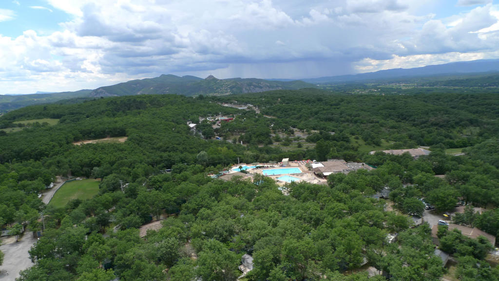Camping Domaine De Chaussy Lagorce (Ardeche) Exterior foto