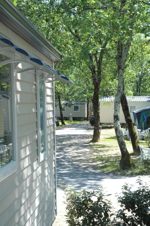 Camping Domaine De Chaussy Lagorce (Ardeche) Exterior foto