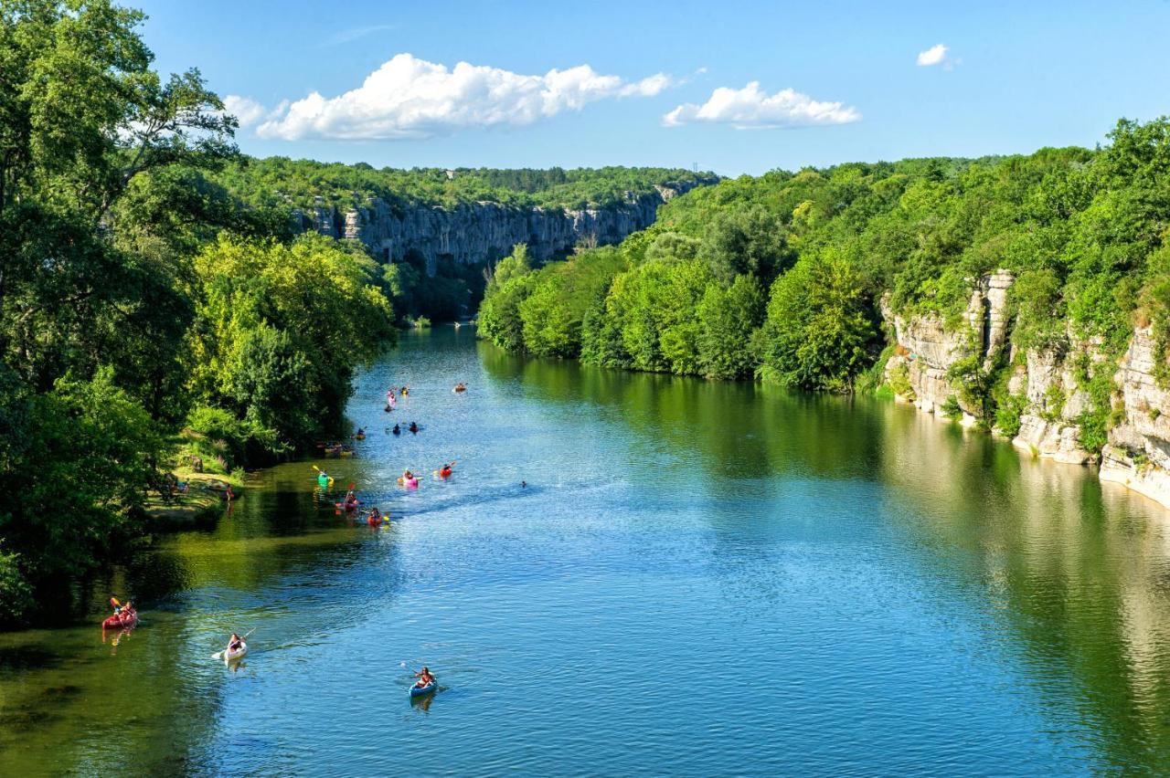 Camping Domaine De Chaussy Lagorce (Ardeche) Exterior foto